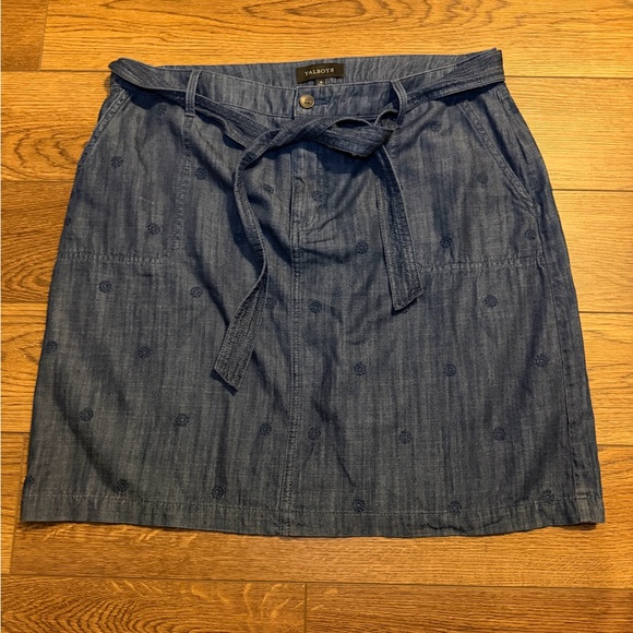 Talbots Dresses & Skirts - Talbots Dark Blue Denim A-Line Skirt with embellishment Waist Tie Belt sz 16 NWT